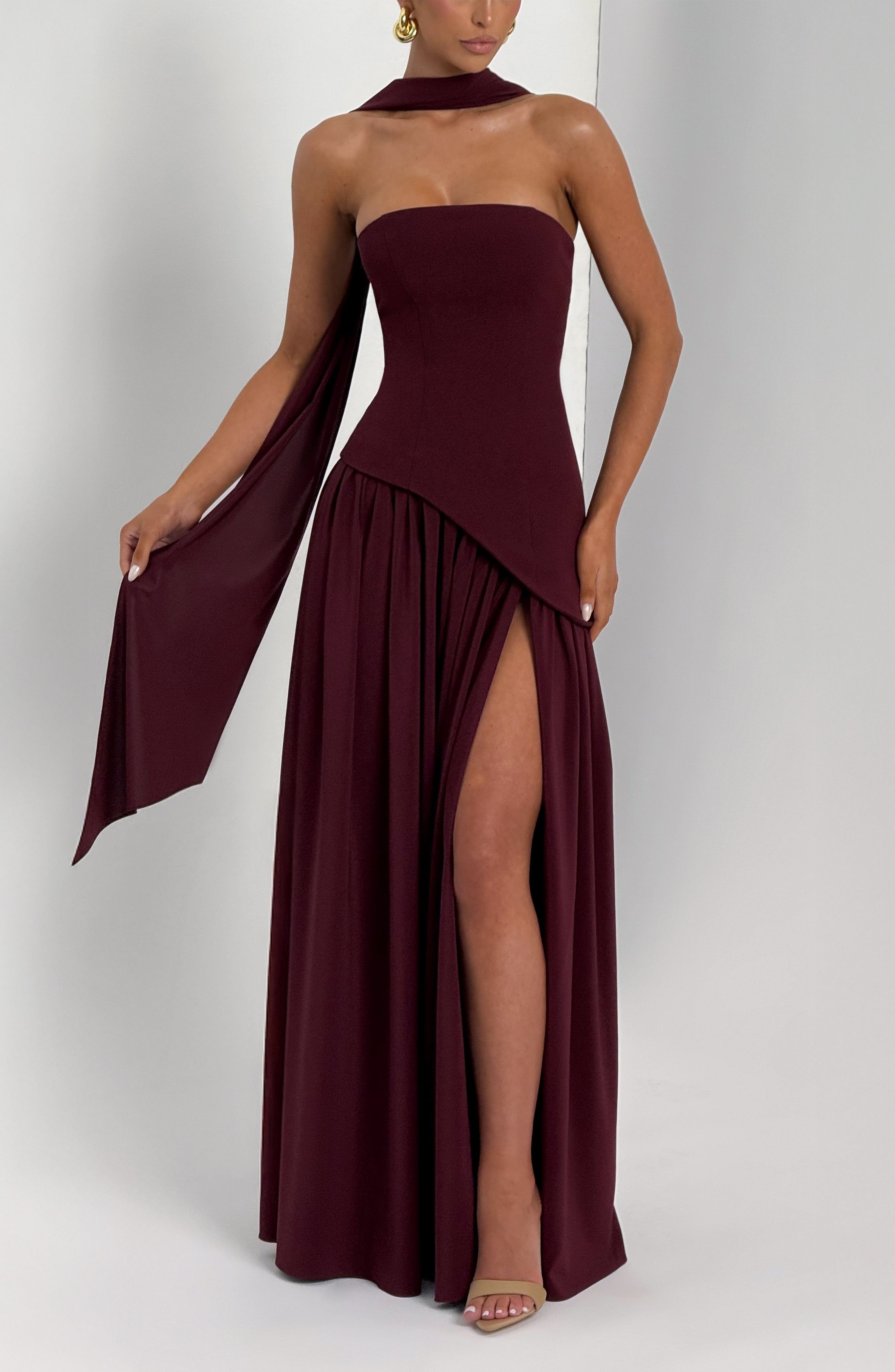 Samira™ – Burgundy Maxi Strapless Dress with Slit